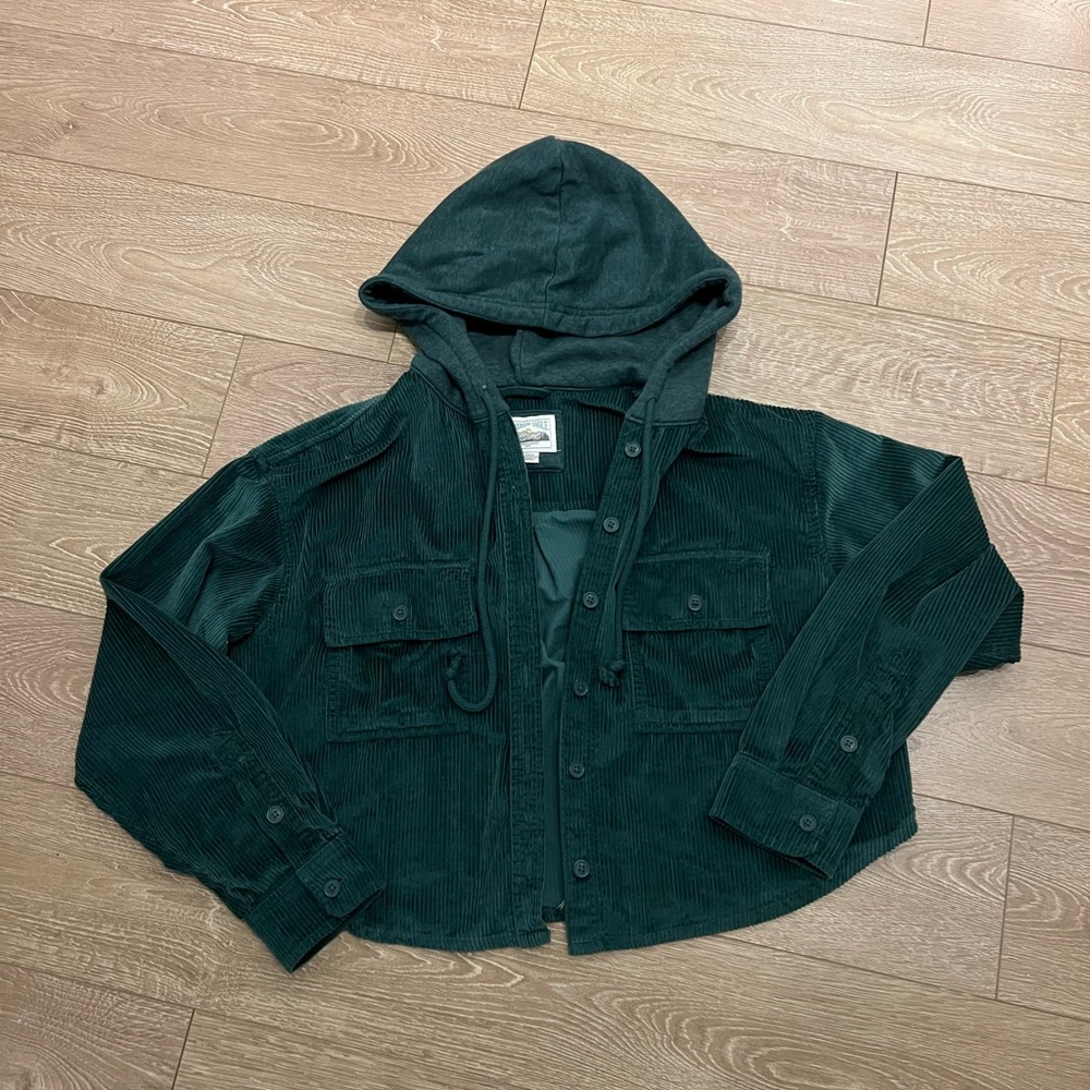 NWOT AE hooded corduroy button up
